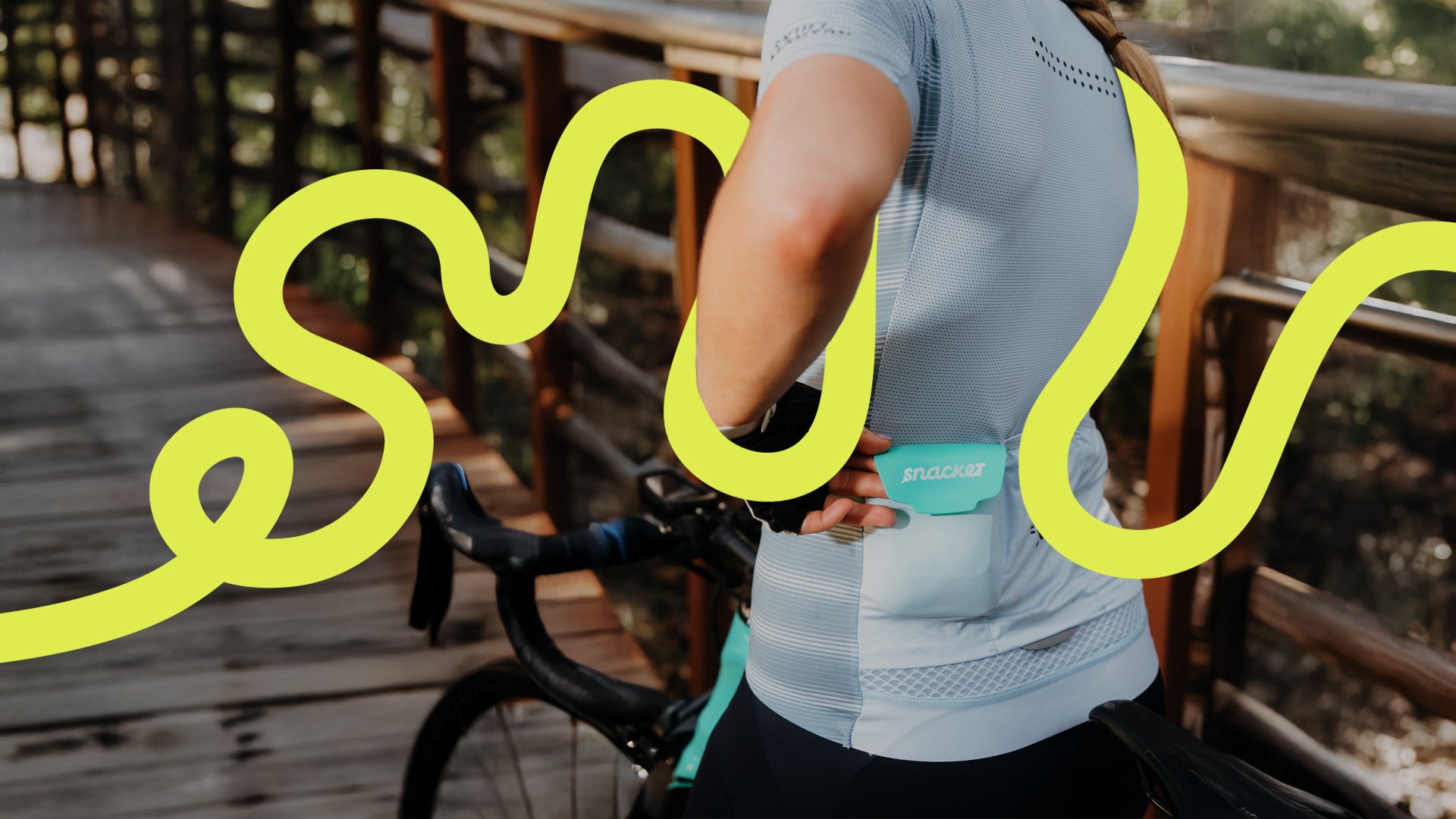 Snacket banner with squiggle
